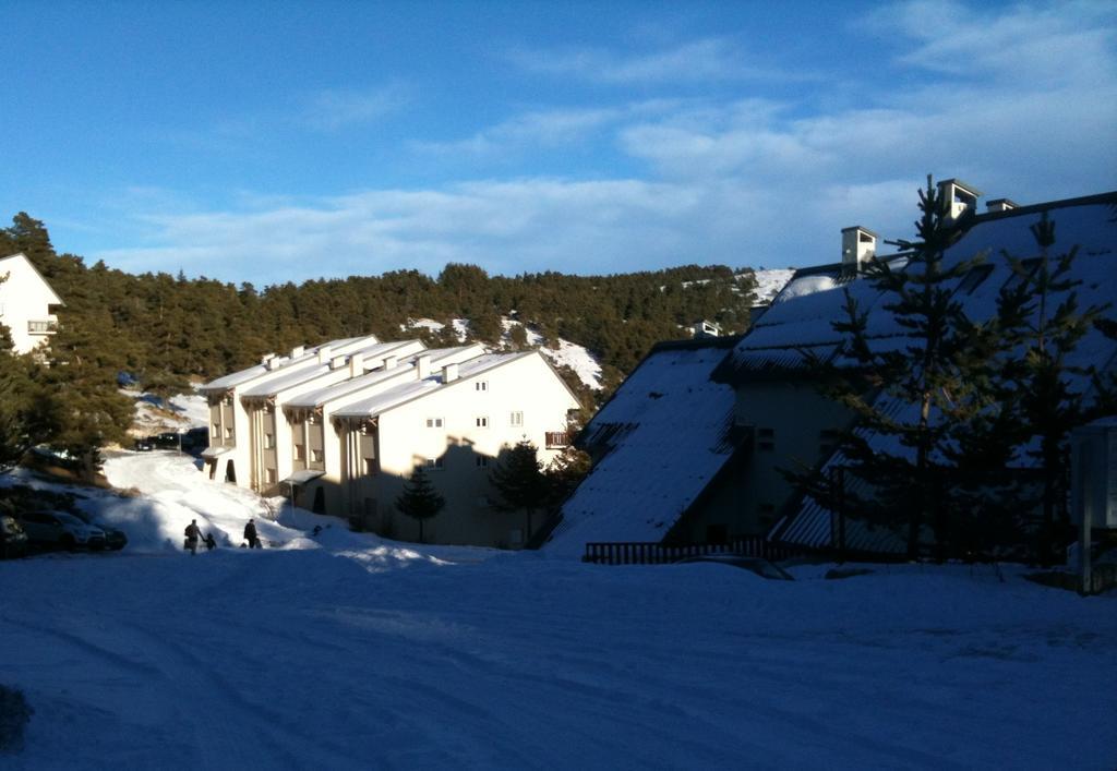 Apartment Face Aux Pistes Greolieres les Neiges Eksteriør bilde