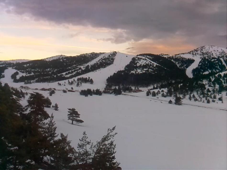 Apartment Face Aux Pistes Greolieres les Neiges Eksteriør bilde